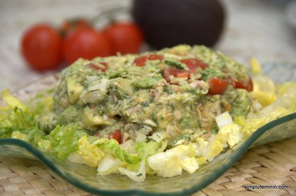 salata avocado cu ton