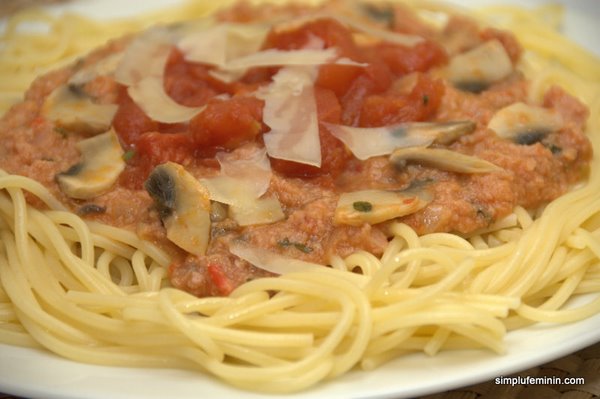 spagetti cu carne